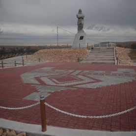 Памятник Ермаку, Змеиногорск KT3A0776.jpg